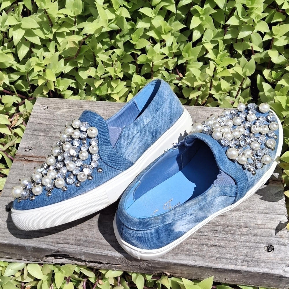 Vigo Fiore Chic-22 Studded Pearl Rhinestone Denim Slip-On Sneaker Women Size 6.5 - Picture 11 of 13